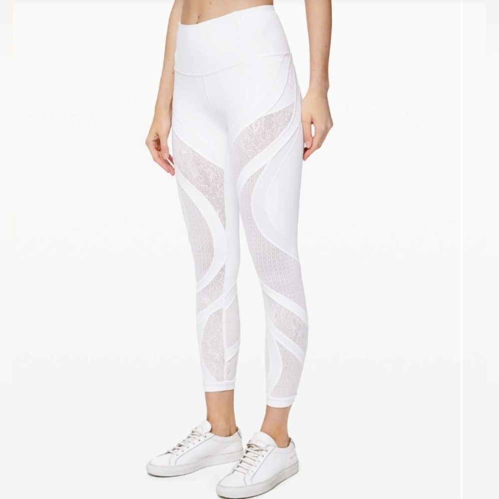NWT Lululemon Wunder Under Tight 25" Lace Leggings